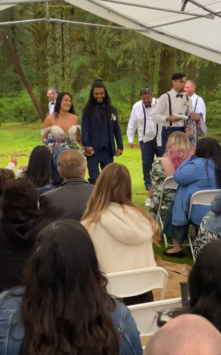 bride and groom walk down the isle, portapixie