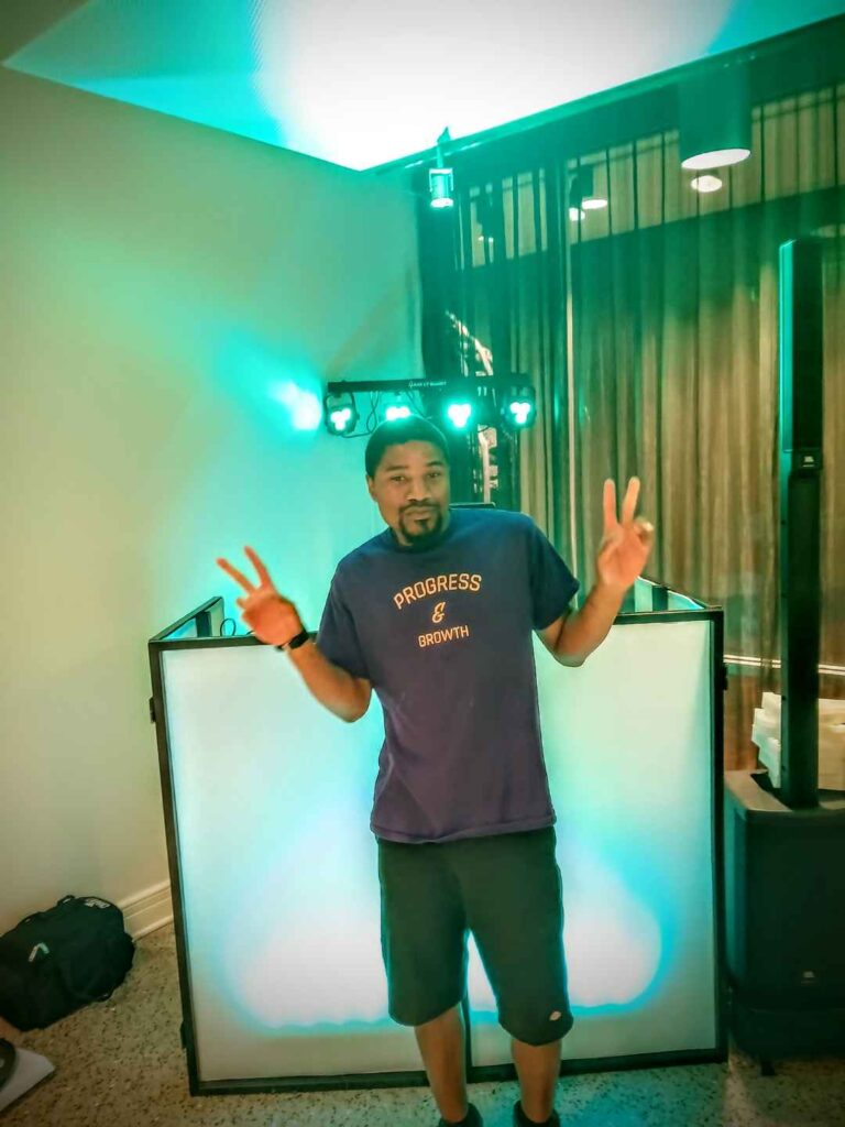 Elijah O'Bannon, Wedding DJ photo